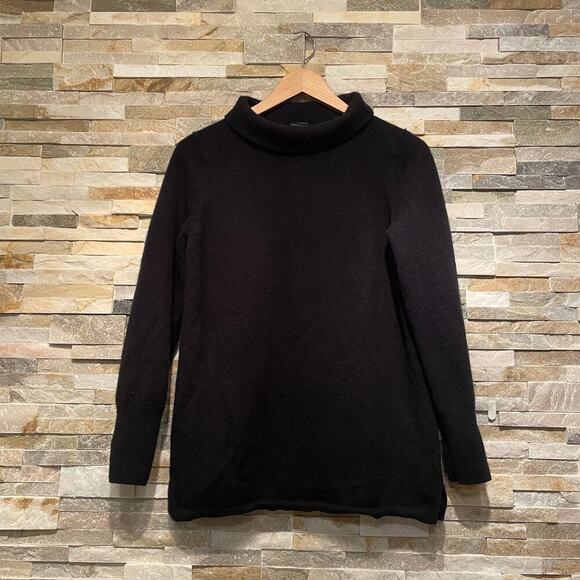 Talbots L Black Cashmere Turtleneck | Old Money Classic, Pure Luxe Staple $280 - Picture 2 of 6